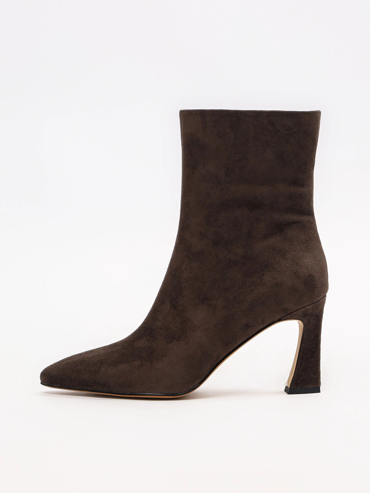 Ботильоны коричневого цвета на выоком каблуке